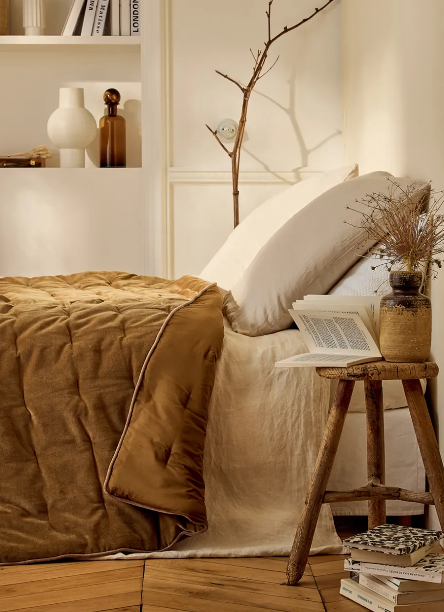 Bouchara Jete De Lit, Edredon|Chambre De Noël^ÉDREDON EN VELOURS GANSÉ D'UN BIAIS CONTRASTÉ