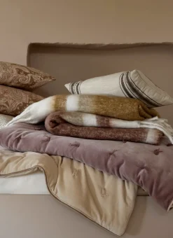 Bouchara Jete De Lit, Edredon|Chambre De Noël^ÉDREDON EN VELOURS GANSÉ D'UN BIAIS CONTRASTÉ